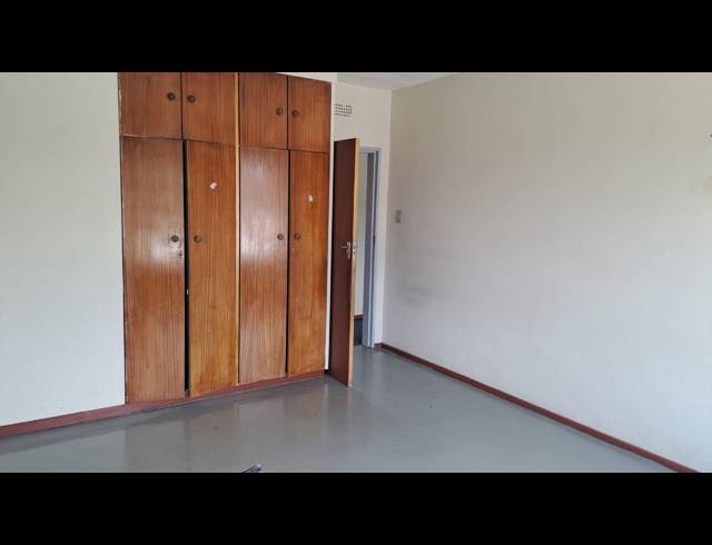 2 bed property to rent in PRIMROSE